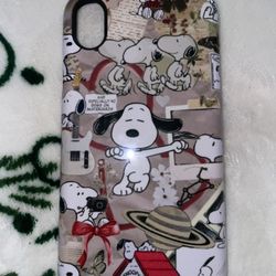 Snoopy iPhone Case (IPhone XR)