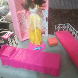 Barbie Furniture With One Barbie