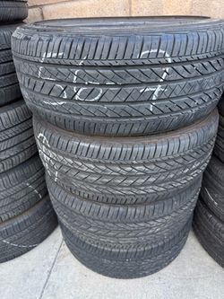 235/45r18 Bridgestone tires en excelentes condiciones de vida las 4