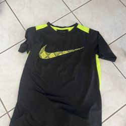Nike/ Adidas Size M 