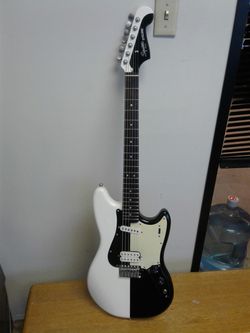 300本限定　Squier Sawao スクワイヤー サイクロンシグネイチャー サイクロンと言えば No.75 Squier SAWAO CYCLONE B/W - CHAP
