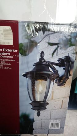 Outdoor lantern