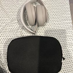 Studio Beats Pro Sandstorm