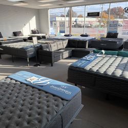 Mattress Center is Closing Down! 50% Off The Whole Store!
