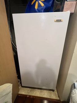 Kelvinator Upright Freezer White