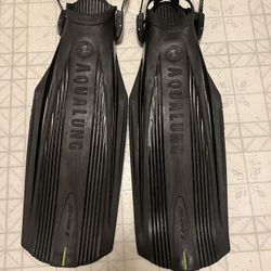 Scuba Gear Flippers Aqualung Large 