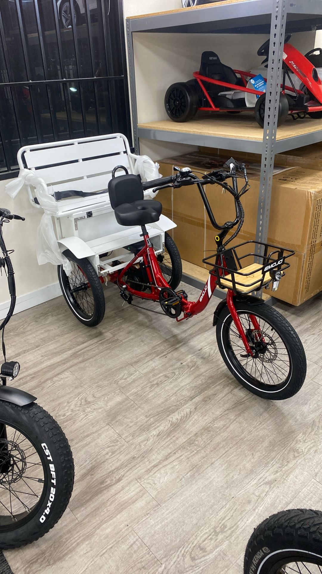 eMojo Dexter eTrike With Bench 