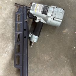 Hitachi Framing Gun (NR83A3)