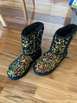 UGG Classic Sequin Boot Size 6 Black