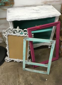 Shabby chic frames make offer