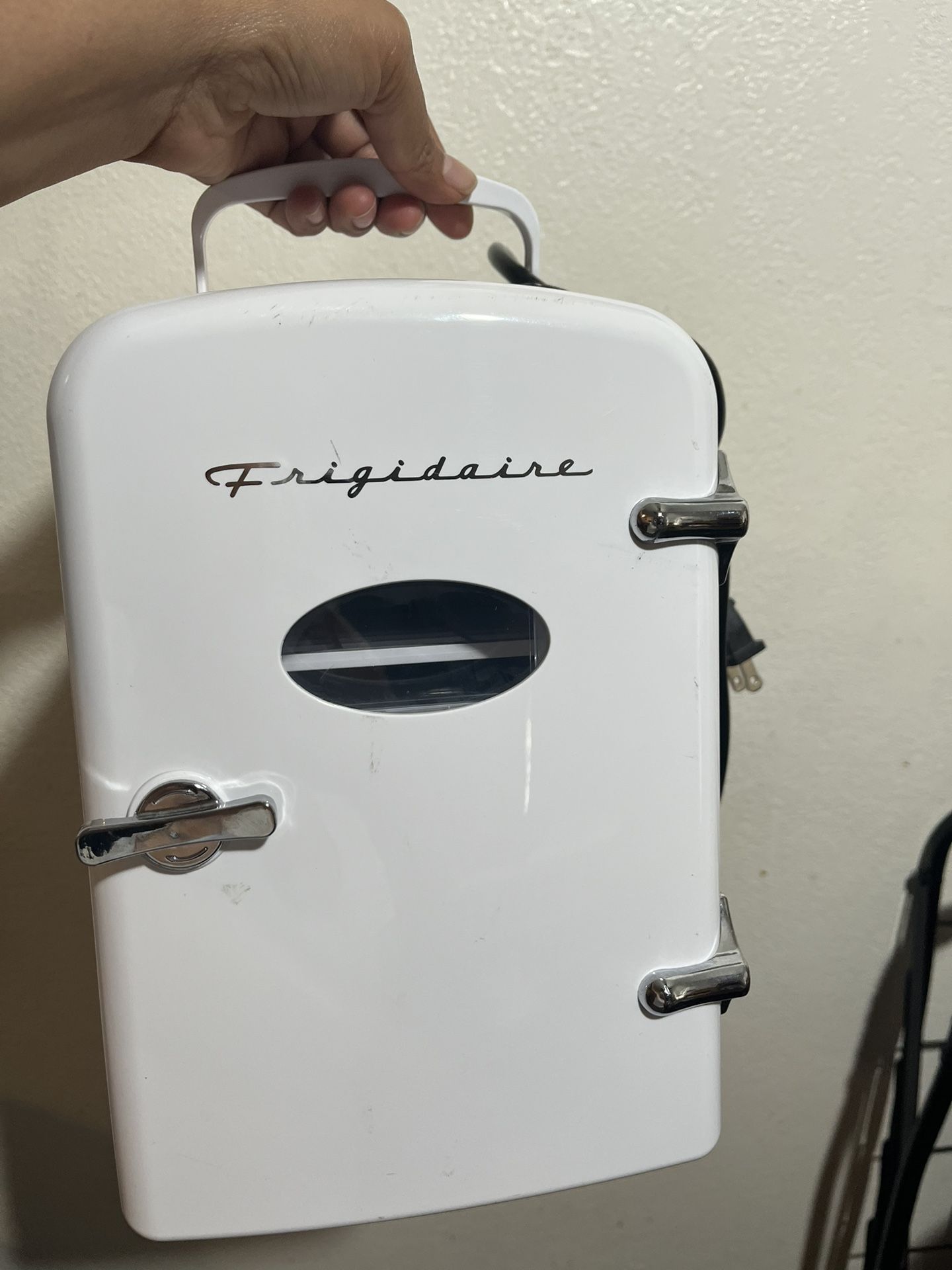 Mini Fridge / Makeup Fridge