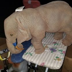 "Large" Baby Elephant From Disney's Animal KINGDOM