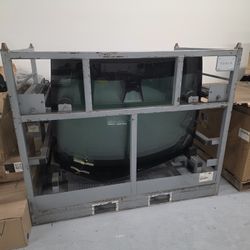 2022- 2023 model Y glass