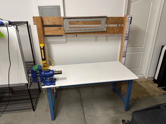Work Bench with Vice and TV mount