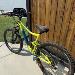 Giant Trance 2 Mountain Bike