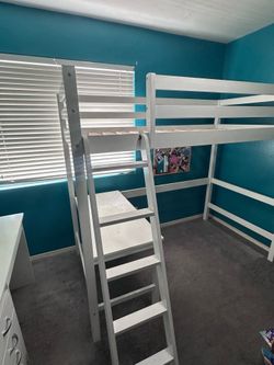 Twin bunk bed with Desk
