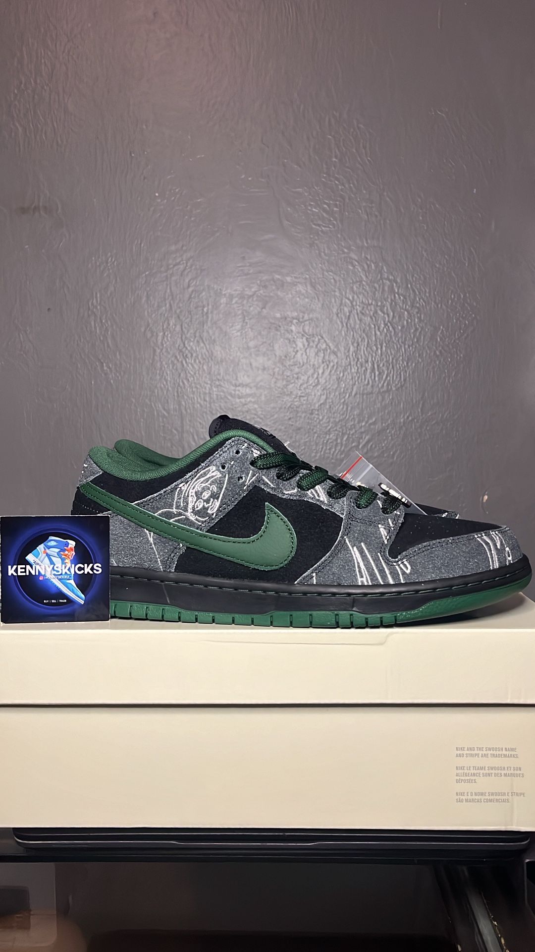 Nike SB Dunk Low There Skateboards Size 9.5M / 11W