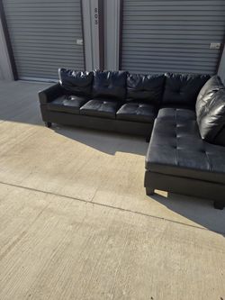 Black Leather Sectional Sofa