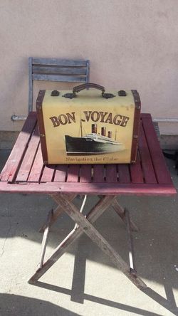 Bon voyage briefcase