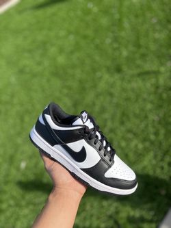 Nike Dunk Low (W) “Panda”