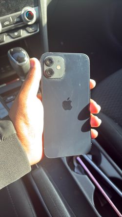 IPhone 12 UNLOCKED