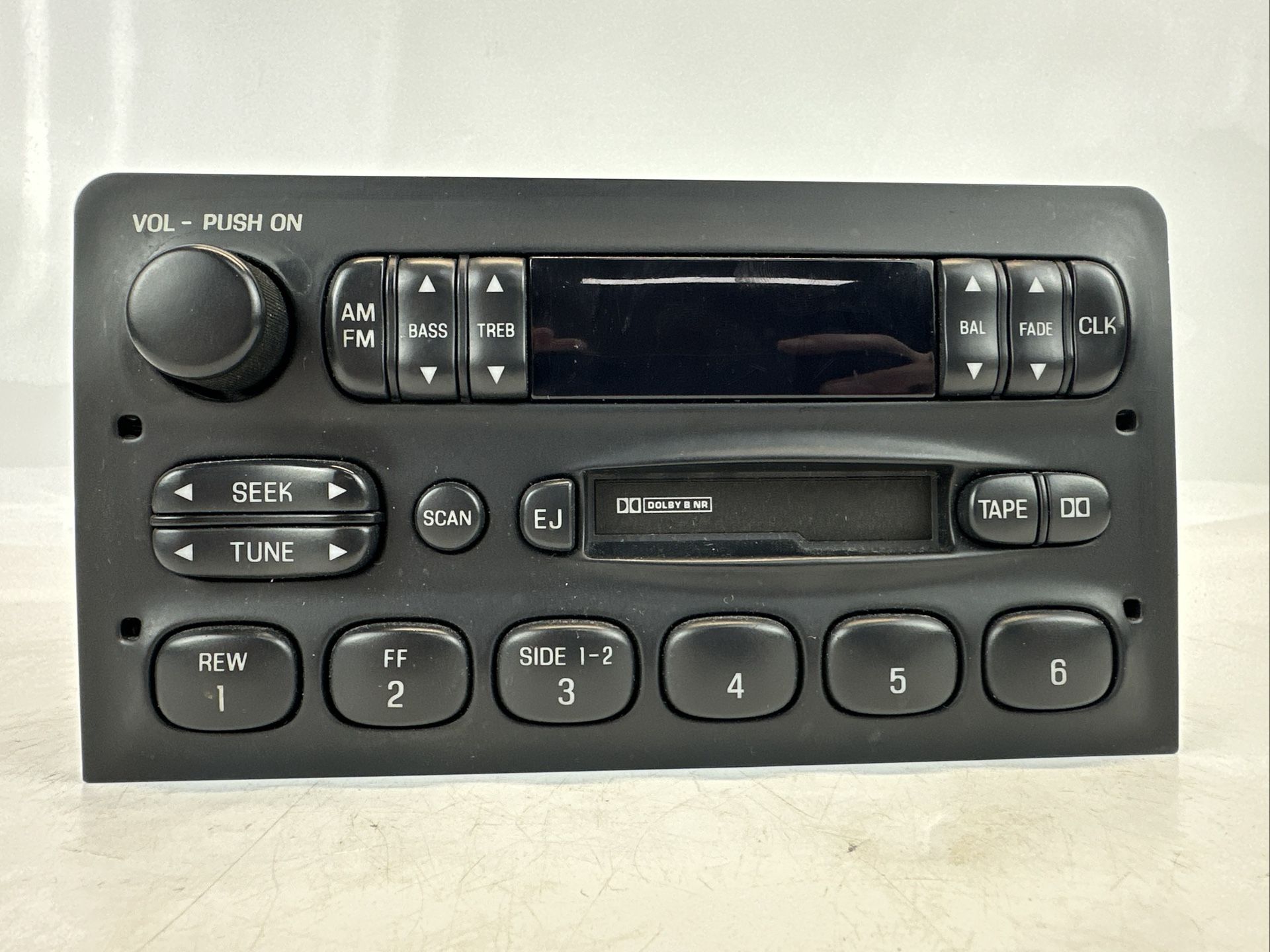 Ford F75F-19B132-AA OEM Black AM FM Cassette Radio Receiver *Not Tested*