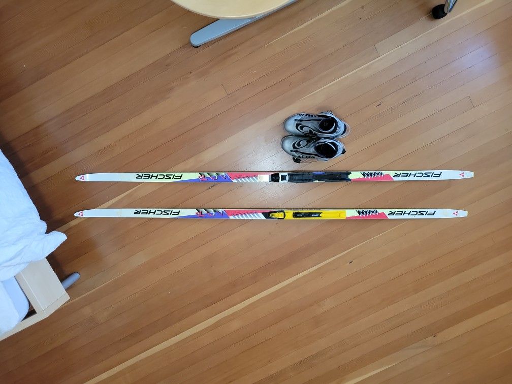 Fischer RCS Plus Skate Skis 185cm, Salomon Carbon Pro Boots