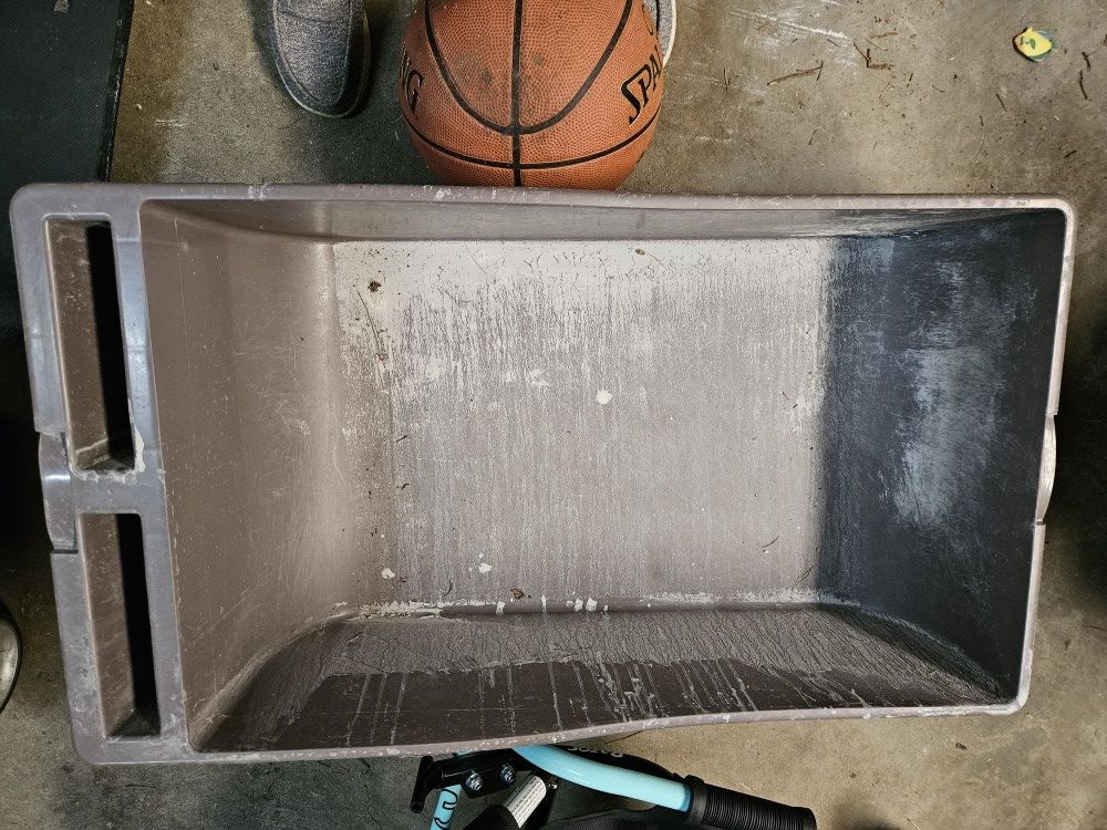 2 Large Litter Boxes FREE