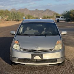 Opportunity 2006 Toyota Prius low miles clean title Only $5,000