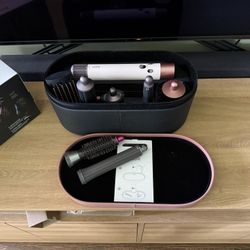 Dyson Airwrap i.d. (Ceramic Pink) – Like New + Extra Attachments