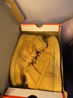 Nike wheat dunks