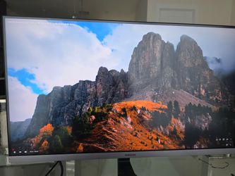 Samsung 4k Monitor, Keyboard and Mouse