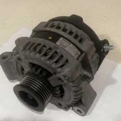 Jaguar Alternator 2017 8w83-10300-ad 