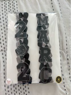 Graduation leis
