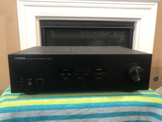 YAMAHA Bluetooth R-S202 Natural Sound Receiver