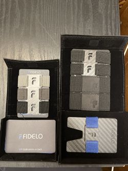 FIDELO Slim Minimalist Carbon Fiber Wallet