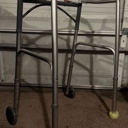 Drive Medical Deluxe Folding Walker