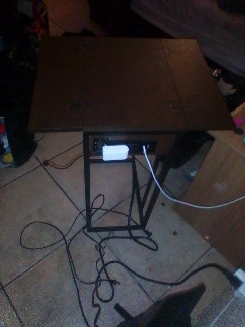 Personal Dining Table w/ Plug Ins USB & Reg. Plug