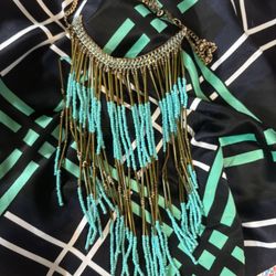 Gorgeous Turquoise And Copper Tone Beaded Necklace 