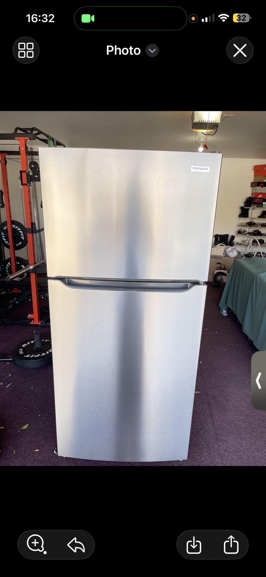 Refrigerator