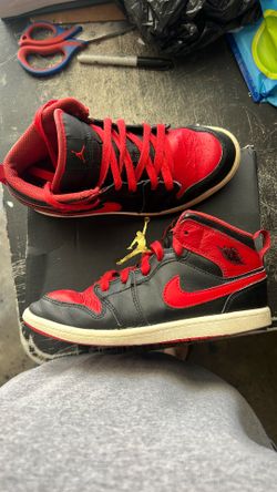 Jordan Black/Red