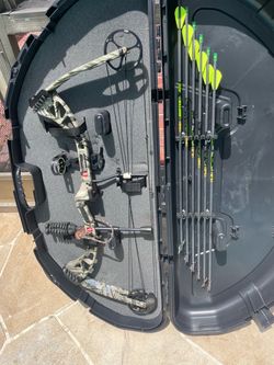 Compound bow PSE Whitetail Madness
