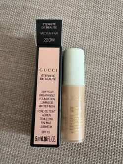 Gucci foundation sample travel size new