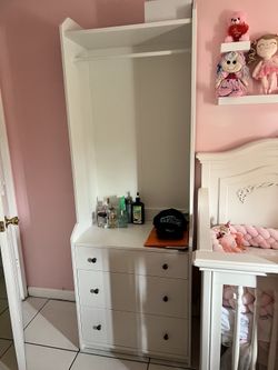 Mini Closet