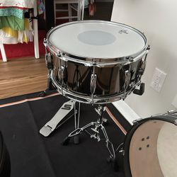 Gretsch Metal Snare  With Gretsch Stand