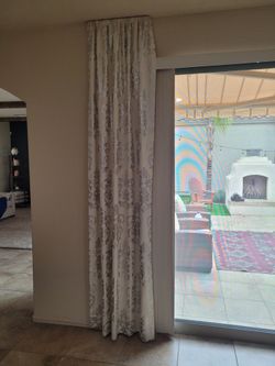 2 Curtain Panels