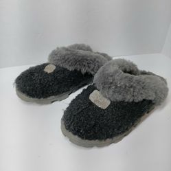 UGG Super Fluff slippers SIZE 5 US Sherpskin