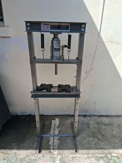 Central Machinery 12 Ton Shop Press