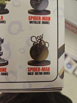 Trade McFarlane Toys Qfig gold spiderman