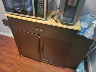 Kitchen island